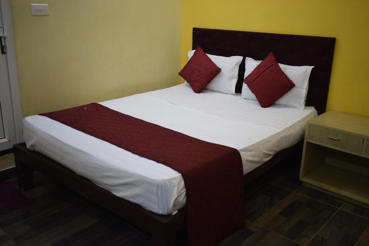 Wind Chimes Hotel Kuilapalayam Bagian luar foto